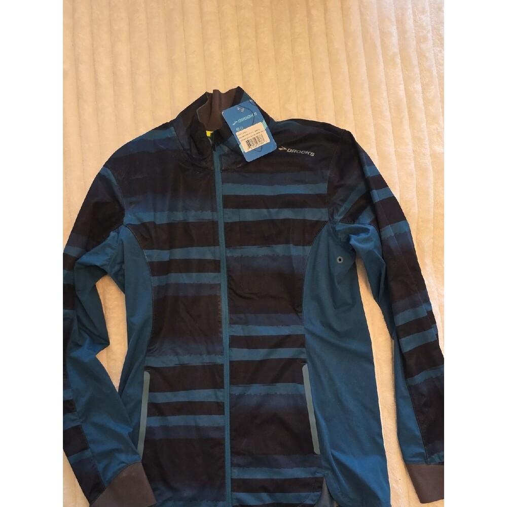 Brooks Drift Shell Jacket in Blue and Teal; Medium